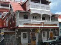 Symes Zee Villa 