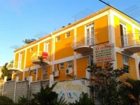 St James Guesthouse 