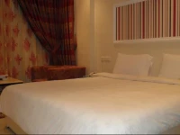 Marina Royal Hotel Suite 