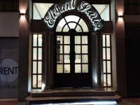 Elegant Suites 