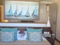 Coral Bay Beachfront Apartment