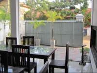 Ravindra Hotel 
