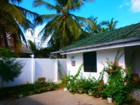 20 House Arugam 