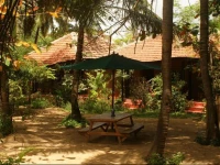 Arugam Bay Ocean Beach Hotel 