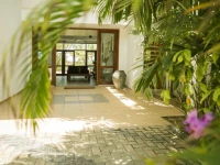 Rockside Beach Resort / Rock Side Beach Resort 