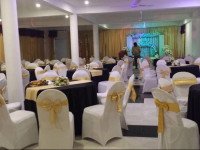 Isuru City Hotel