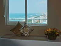 The Penthouse Above Sea 
