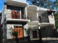 Chamelia Inn Ella 