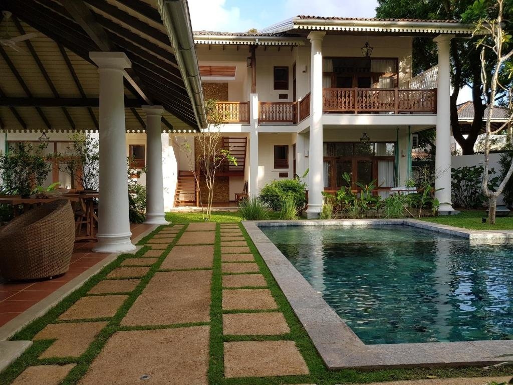Bilin Tree House 