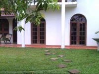 White House Villa Unawatuna 