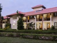 Chenra Hotel 