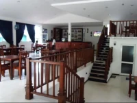 Amico Restaurant & Bar 