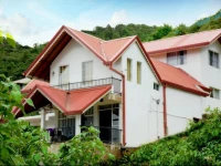 Aika White Bungalow 