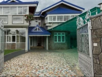 Camellia Lake Resort 