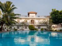 Navro Beach Resort 