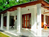 Tropical House Penideniya 