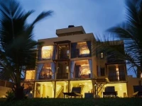 Amanda Beach Villas 