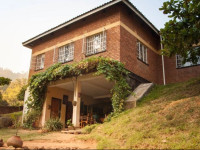 Pakachere Backpackers & Creative Centre