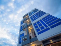 The White Harp Beach Hotel 