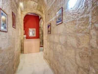 Tanos Boutique Guesthouse 