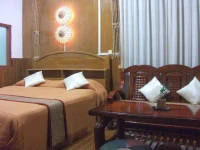 Mingalar Inn 1*