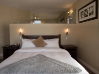 Protea Hotel Burning Shore 
