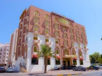 Hotel Golden Oasis 