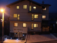 Apartments Trojka