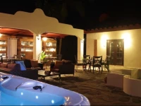Perla Real Inn 