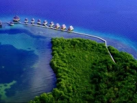 Punta Caracol Acqua Lodge 