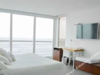 B Boutique Hotel 