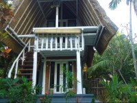 Hobbits House Homestay