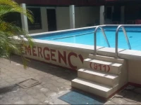 Emergency 911 Hotel Bar Restaurant 