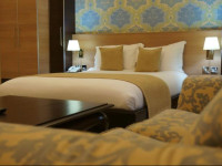 Home Suites Hotel