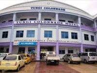 Tungi Colonnade Hotel 