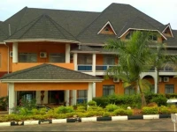 J&M Airport Road Hotel 