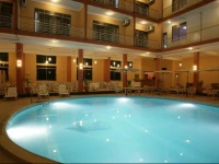 Triangle Hotel 