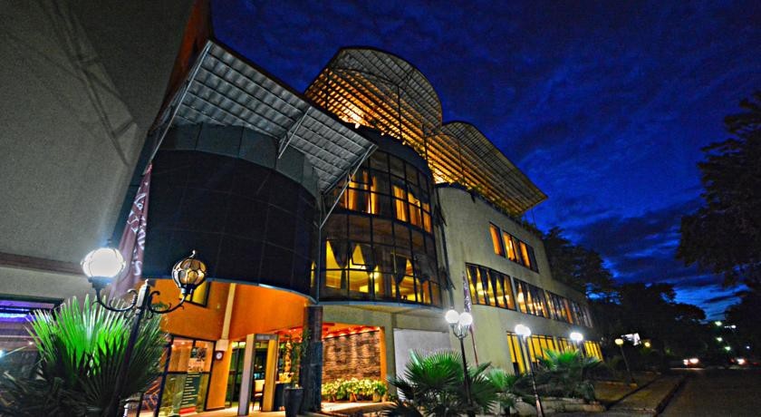 The Mackinnon Suites Kampala 4*