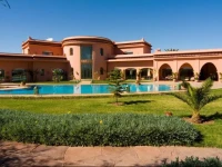 Les Jardins Dhotes And SPA 