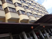 Hotel Grand Crystal 
