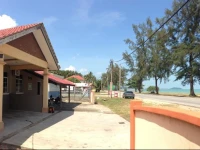 Anggun Beach Guest House 