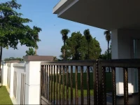 Garden House - Spacious and Comfy 