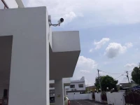White House Homestay 
