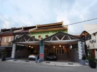 Shamrock Guest House II 