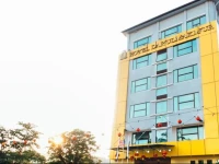 Hotel Darulmakmur 