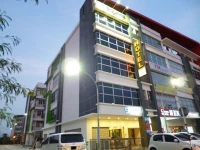 9 Square Hotel - Bangi 