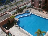 Aura Biru Suite Condo 