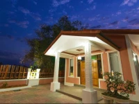 Pak Raja Villas 