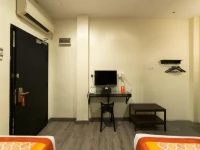 OYO Premium Times Square 