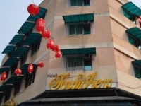 Town View Hotel 